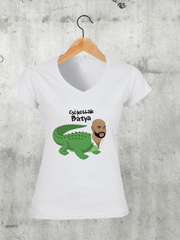 Töltsd be a képet Galéria nézetbe Csókollak Bátya V-nyakú női póló