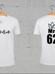 Töltsd be a képet Galéria nézetbe Mr.+Mrs. V-nyakú férfi és női póló
