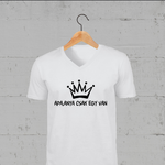 Töltsd be a képet Galéria nézetbe Apa, Anya csak egy van V-nyakú póló
