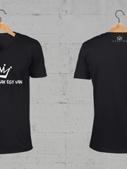 Töltsd be a képet Galéria nézetbe Apa, Anya csak egy van V-nyakú póló
