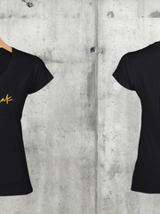 Töltsd be a képet Galéria nézetbe Mr.+Mrs. V-nyakú férfi és női póló
