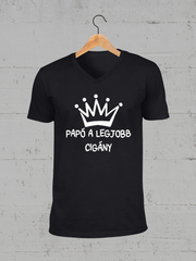 Töltsd be a képet Galéria nézetbe Papó a legjobb cigány V-nyakú póló
